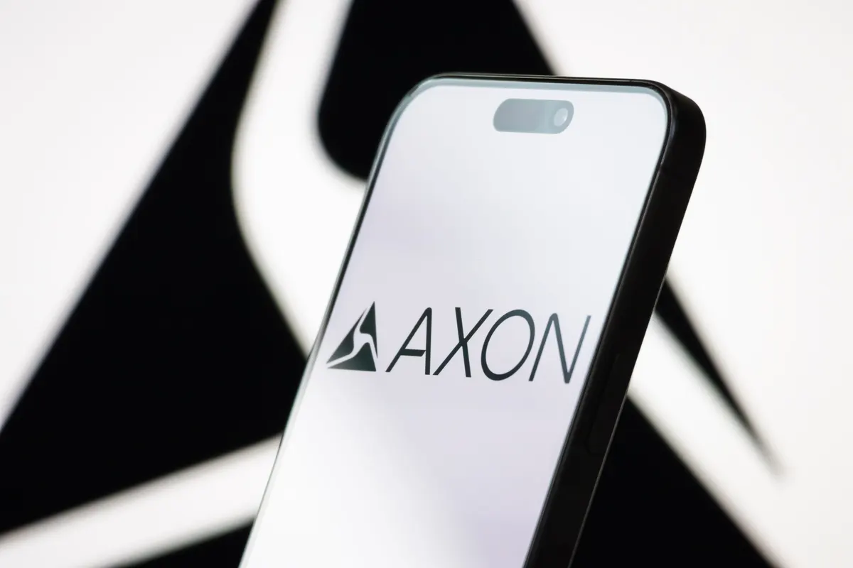 Skyworks, Axon, Dave & Buster's e Revvity lideram oscilações em Wall Street